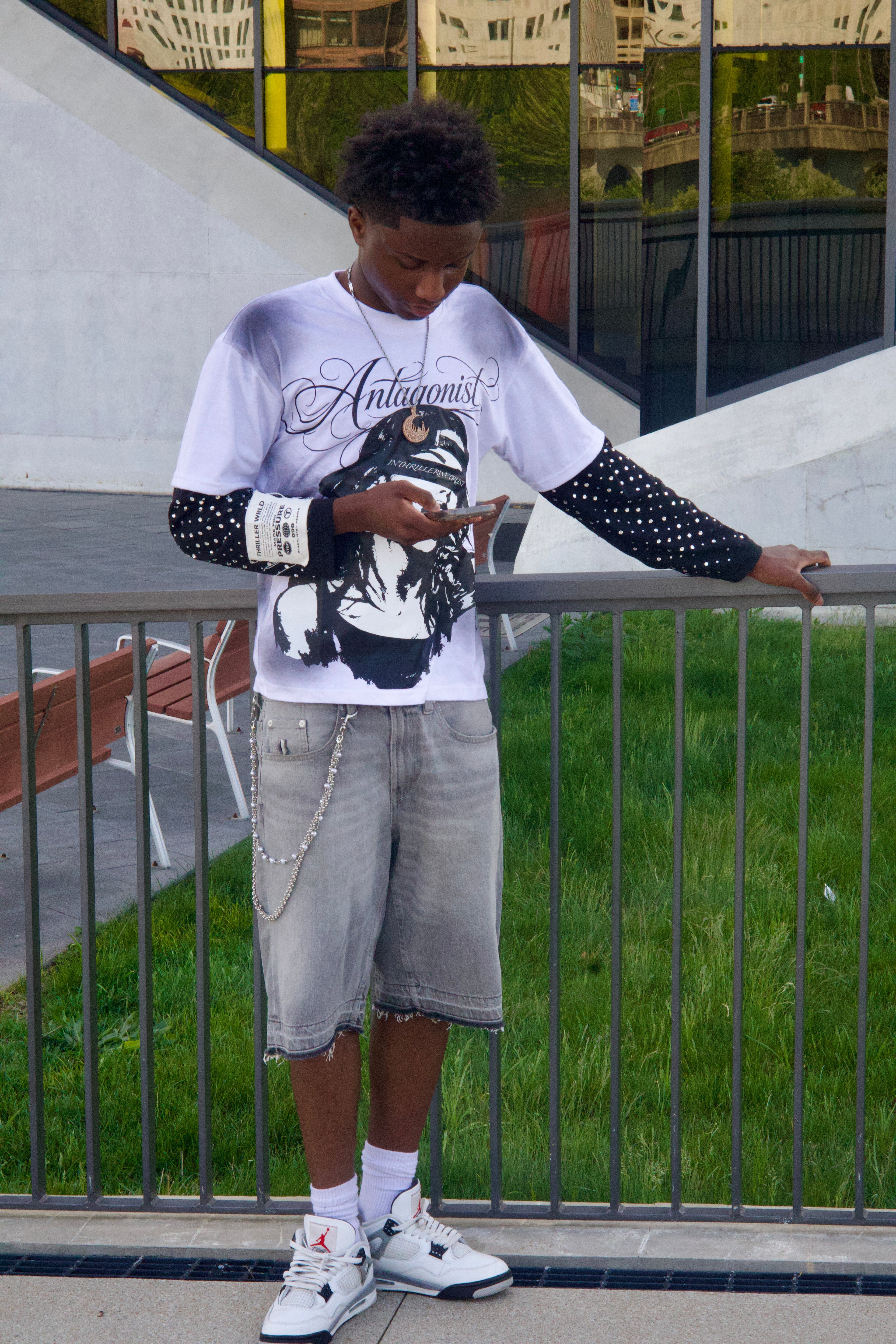 Antagonist longsleeve(White)
